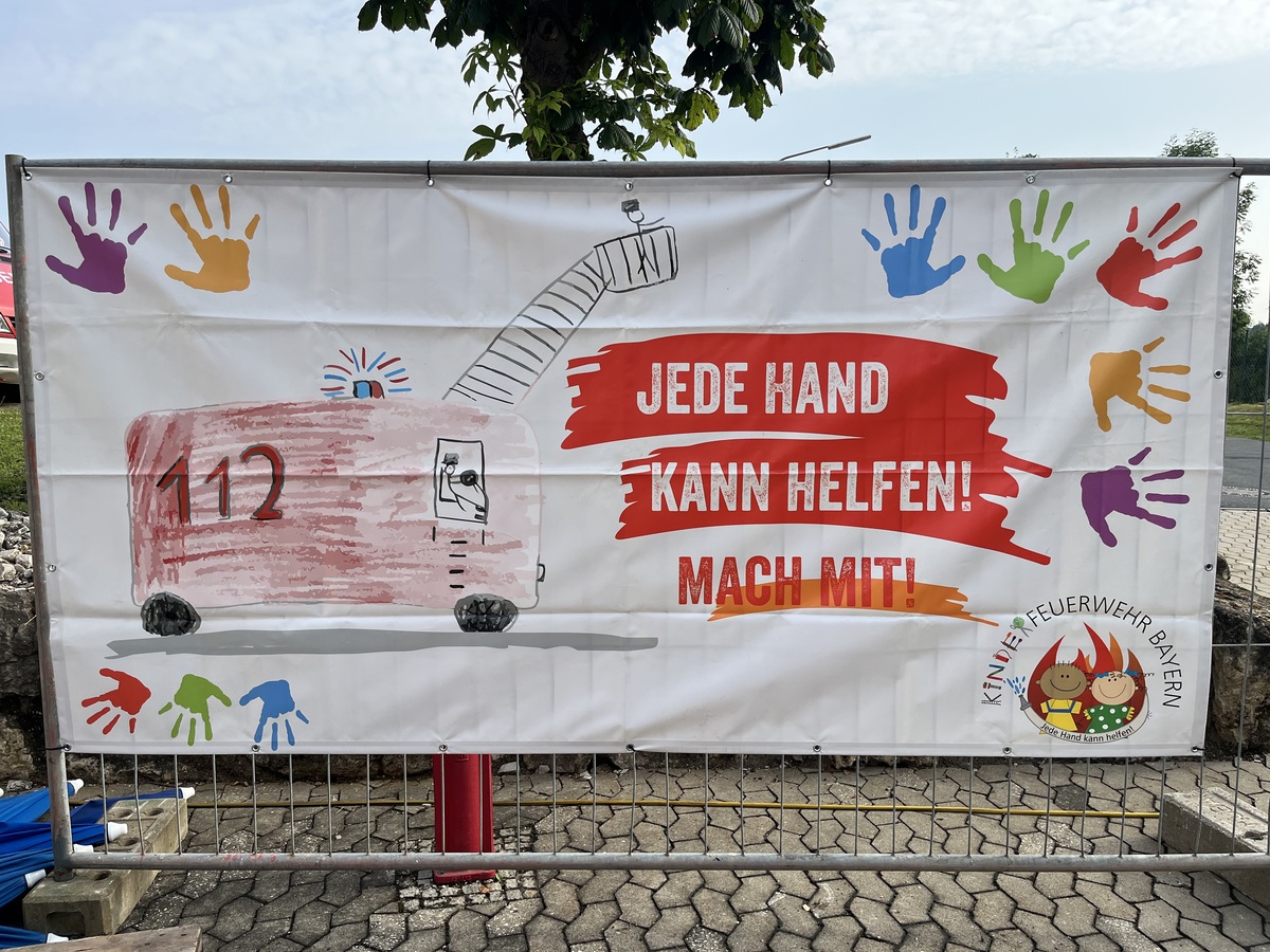 Werbebanner "Jede Hand kann helfen"